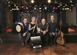 Flook - Celtic roots, blazing groove